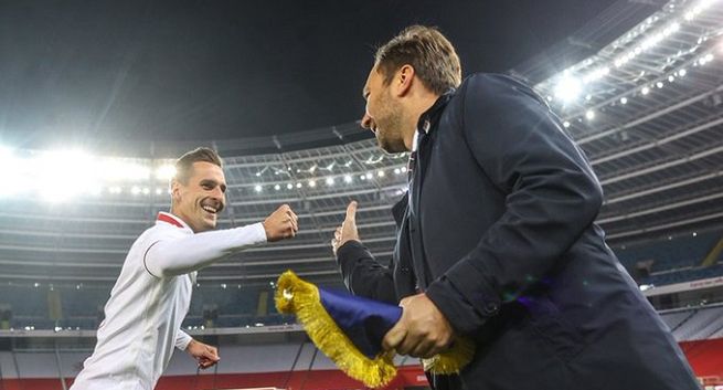 Arkadiusz Milik ekspertem TVP Sport. Przez kontuzję nie zagra na Euro