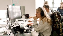 Połowa Polaków nie czuje się doceniana w pracy. To błąd firm i managerów