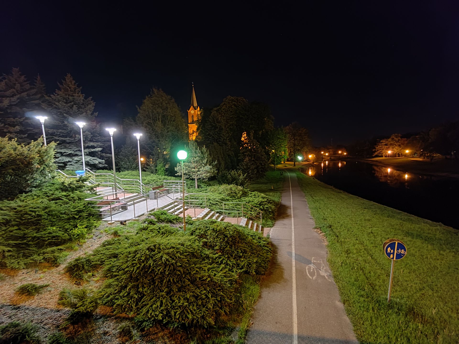 Nieoszlifowany diament. Test OnePlusa 9 Pro 64