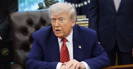 Trump nie składa broni. Chce odebrać Harvardowi gigantyczny grant