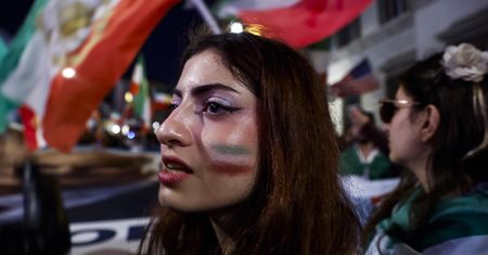 Dystopijna przyszłość. Iran śledzi obywateli online i offline