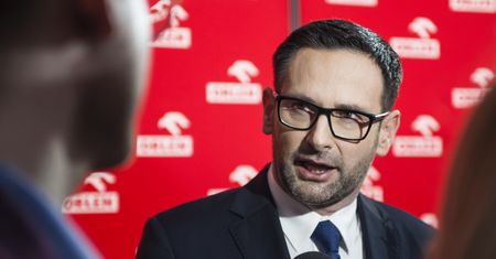 W Orlenie wiedzieli, że Lotos wart jest więcej. Ujawniono dokumenty