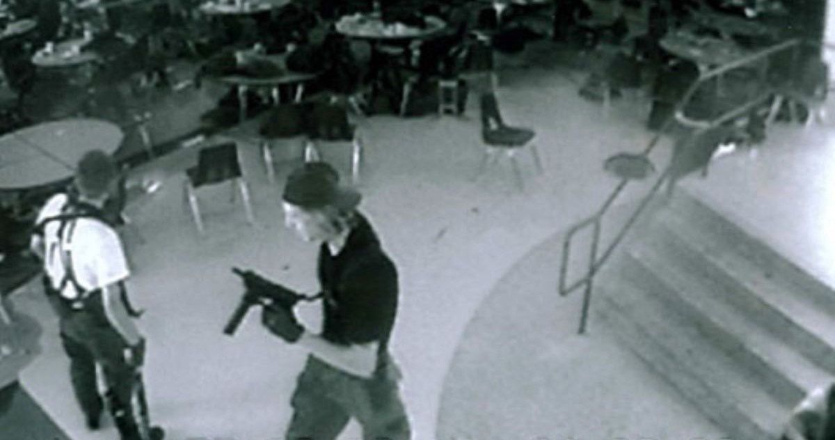 Strzelanina w szkole. Masakra, która w 1999 roku wstrząsnęła USA