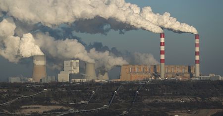 Wyłączono 21 elektrowni w Polsce. "Jesteśmy na granicy blackoutu"