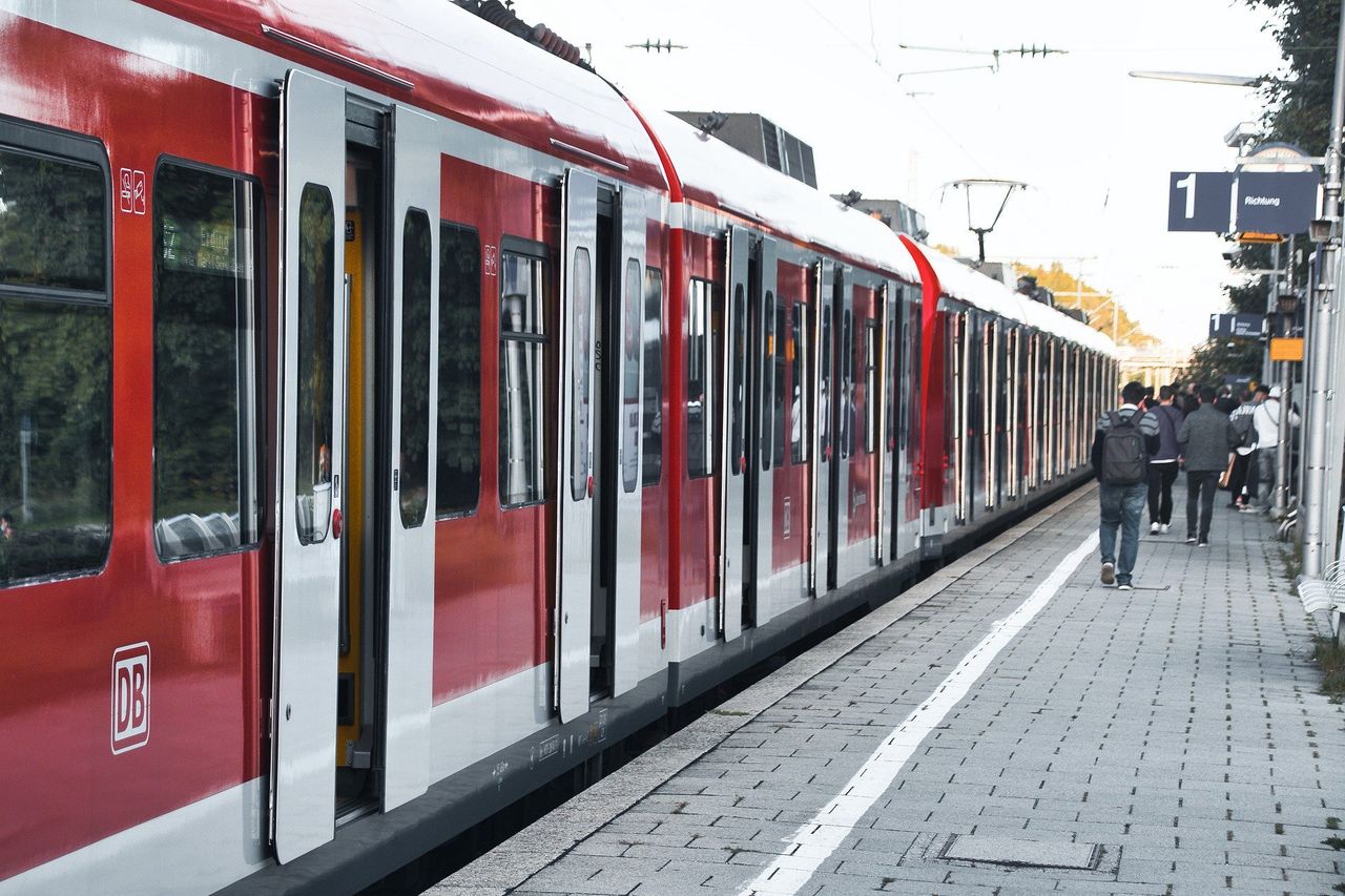 W Boże Ciało ruszą sezonowe pociągi nad morze i jeziora. Polregio wprowadza korekty do rozkładu jazdy