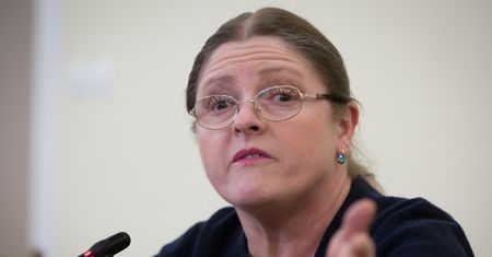 Sąd umorzył sprawę Władysława Frasyniuka. Krystyna Pawłowicz jest wściekła