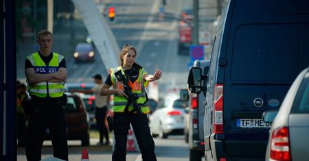Rusza nowy system wjazdu do strefy Schengen. Koniec stemplowania paszportów