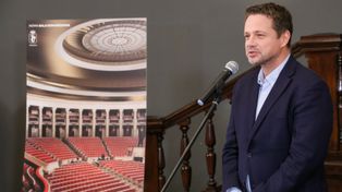 Trzaskowski pokazuje Salę Kongresową. Modernizacja trwa ponad dekadę