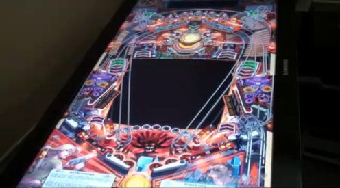 Symulator stołu do pinballa w HD