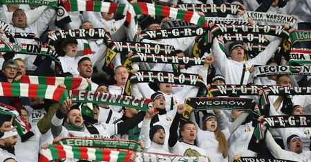 Kibice wracają na trybuny! Premier podał konkrety
