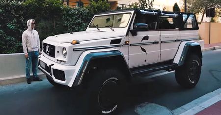 Mercedes G500 4x4² w jeszcze bardziej szalonej wersji. W klimacie safari