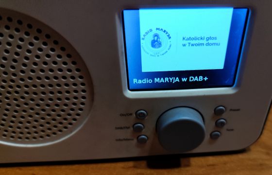 Zmiany w DAB+. Radio Maryja zamiast stacji aresztowanego księdza