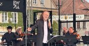 Jubileusz 50-lecia Biura Wystaw Artystycznych w Sandomierzu. Na scenie wystąpił Marek Bałata z zespołem