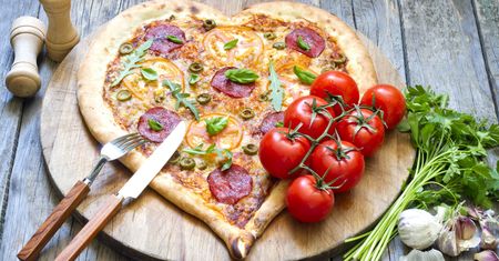 Coś pysznego na Dzień Mamy? Przygotuj pizzę w kształcie serca