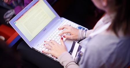 Ministerstwo Finansów ostrzega. Pod lupą handel w internecie