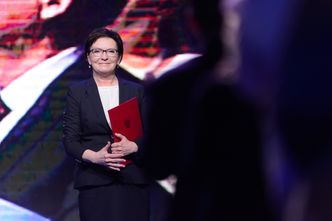 Nowe obietnice Platformy. Weterani władzy wkładają maskę politycznego start-upu [felieton]