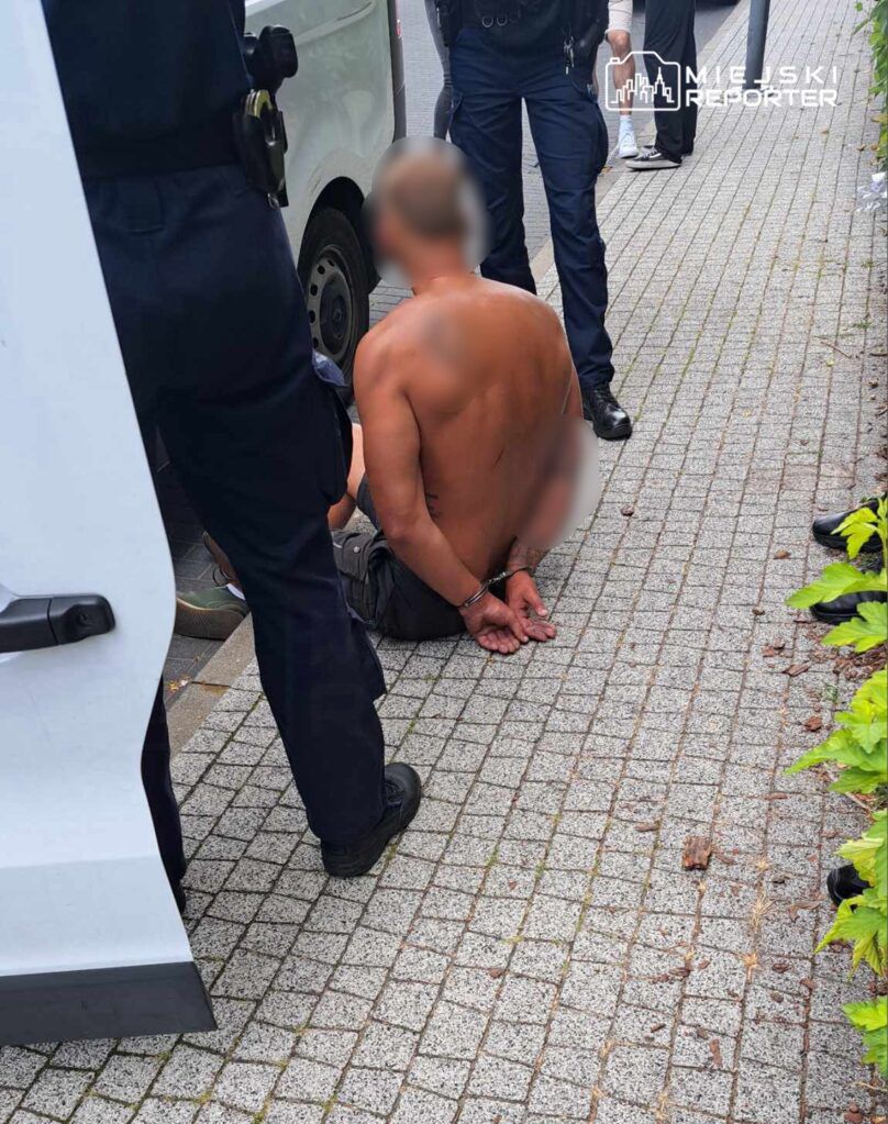 Warszawa: Ujęcie obywatelskie pijanego kierowcy na Pradze-Południe. Mężczyzna wydmuchał ponad 2 promile