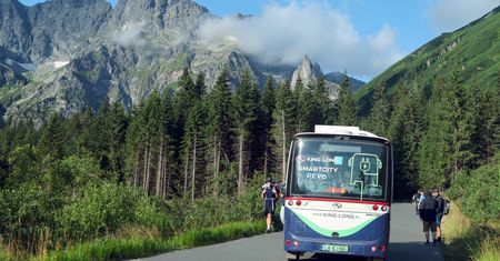 Aż 85 zł drożej. Cena za przejazd elektrykiem na Morskie Oko szokuje