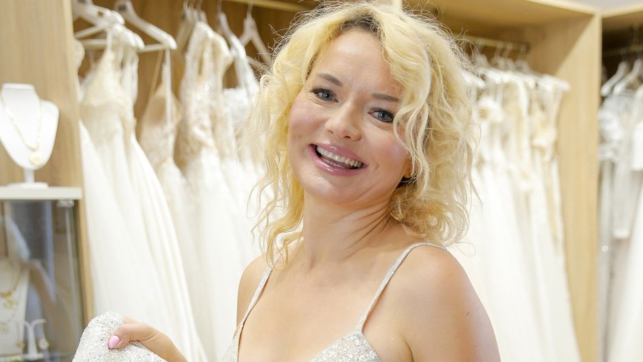 Joanna Maloney przymierzyła trzy suknie ślubne