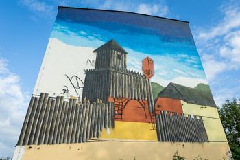 Bydgoszcz: Przy ul. Fordońskiej powstaje nowy mural. Wyszogród już przykuwa uwagę mieszkańców