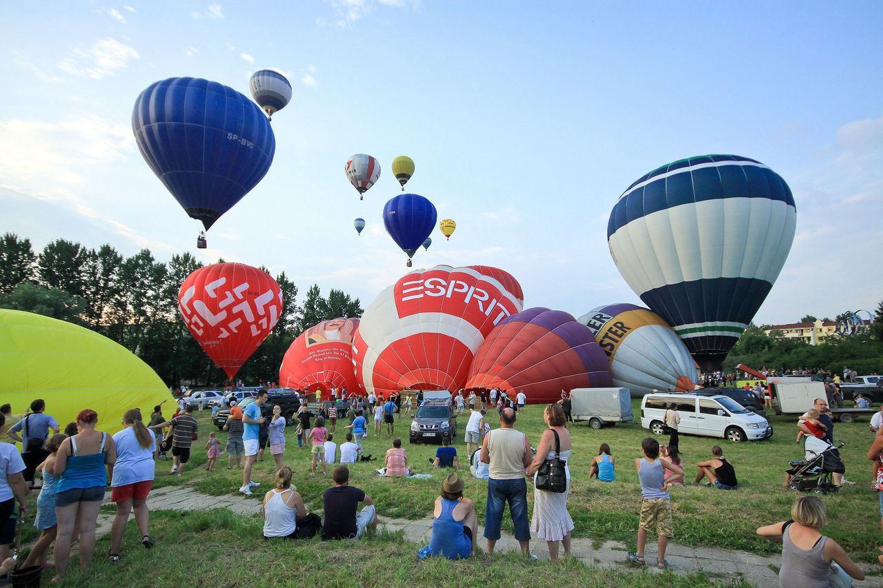 Warszawa. Inwazja balonów. Spektakularne widowisko z okazji stulecia Bitwy Warszawskiej