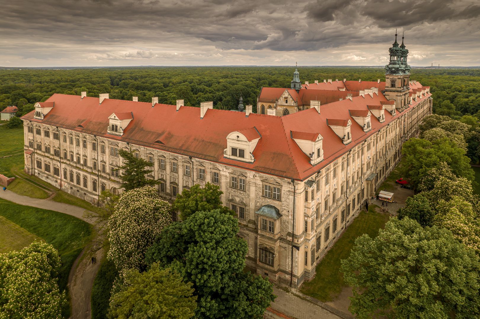 Wyjątkowa perła na Dolnym Śląsku. Jej kupnem interesował się Michael Jackson
