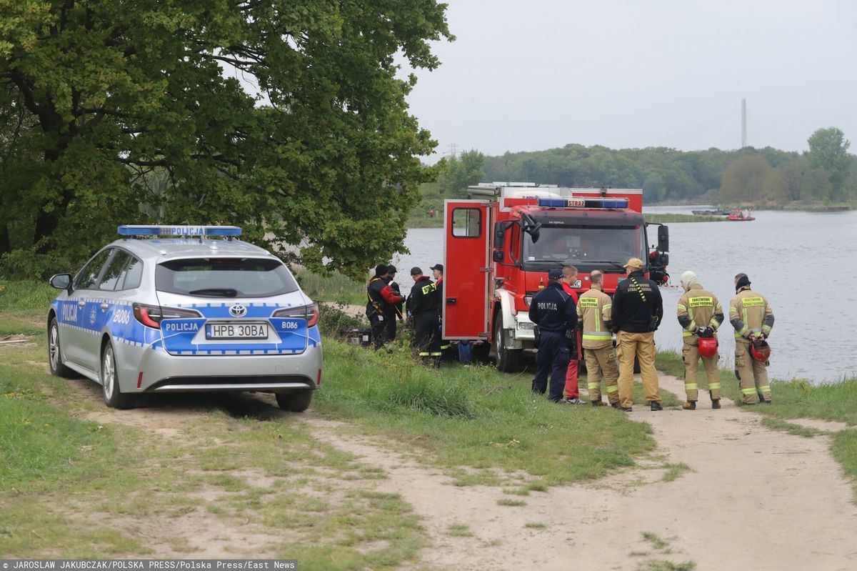 zwłoki, odra, prokuratura, policja Ciało w Odrze. Nieoficjalnie: skrępowane kończyny