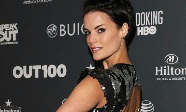 "Blindspot": Jaimie Alexander naga, w tatuażach i z amnezją