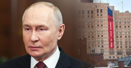 Skandaliczny baner na ambasadzie Rosji. Seul protestuje