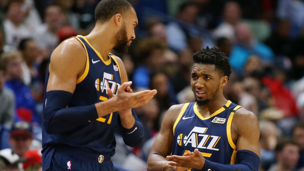 Getty Images / Jonathan Bachman / Na zdjęciu od lewej: Rudy Gobert i Donovan Mitchell