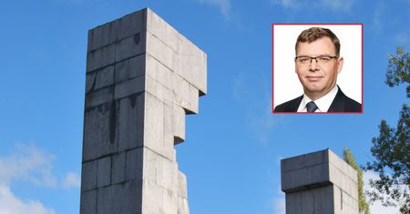 IPN zwołał konferencję. Kontrowersyjny pomnik ma zniknąć