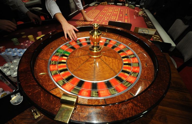 Przetargami na kasyna rządzą absurdalne zasady