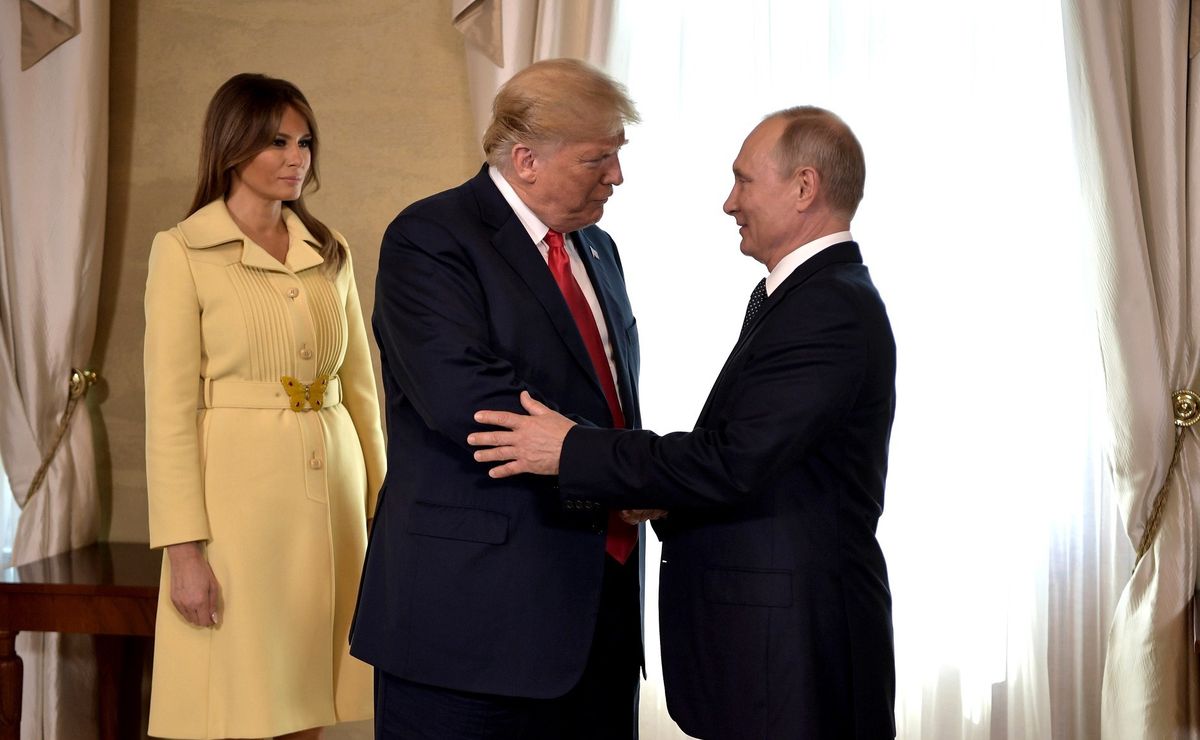 Trump i Putin podczas szczytu w Helsinkach w 2018 roku 