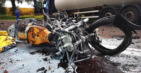 Motocykl zamienił się w kulę ognia. Mężczyzna zginął na miejscu