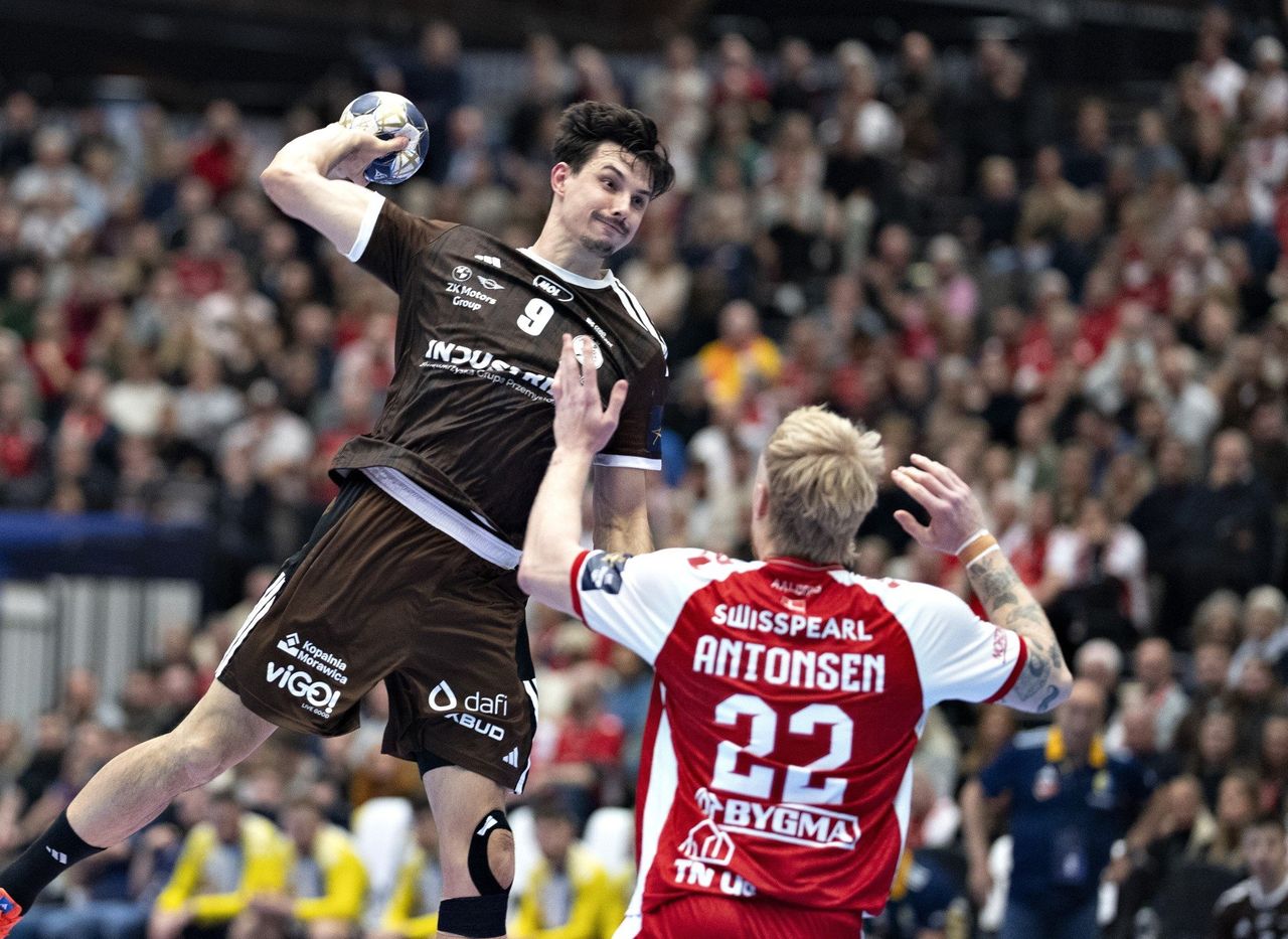 Industria Kielce bez szans z Aalborgiem. Orlen Wisła Płock gra w Danii