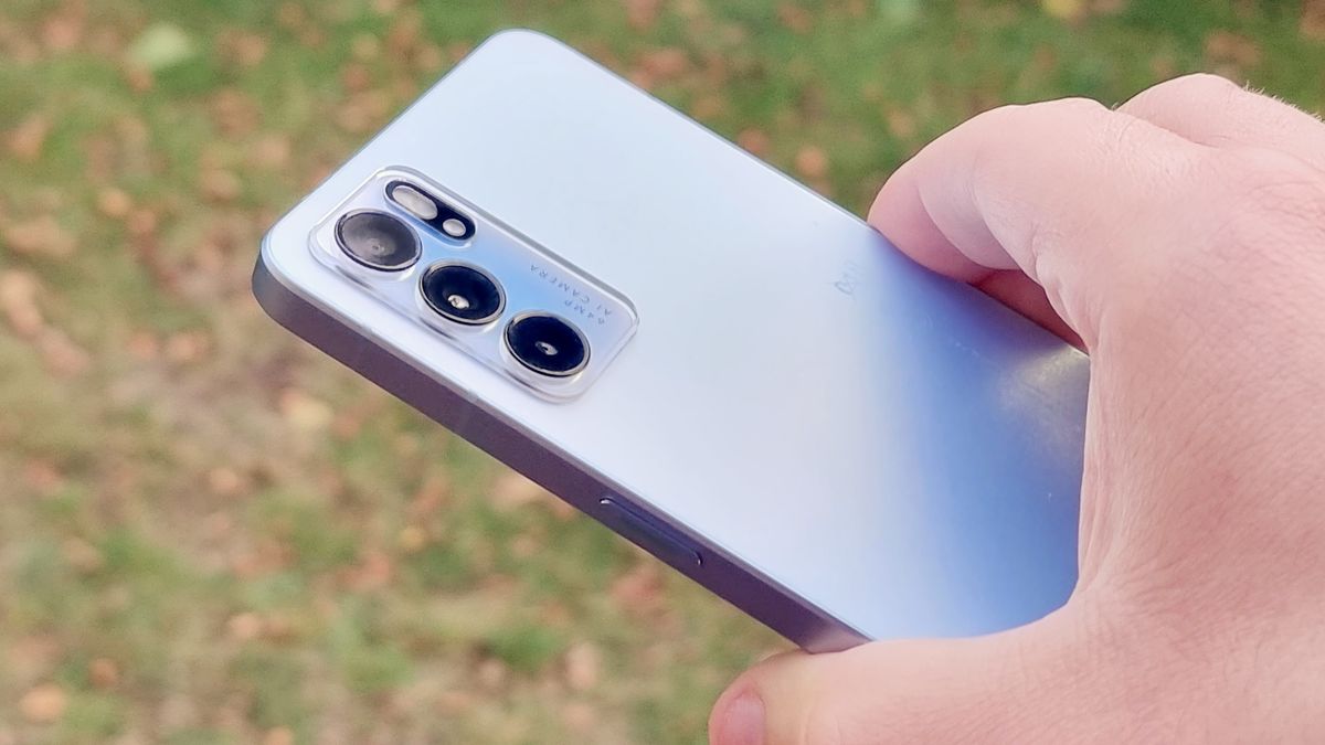 OPPO Reno 6 5G przez jeden dzień będzie znacznie tańszy