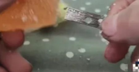 Szpilki w cukierkach dla dzieci. Są podejrzenia, jak to się zaczęło