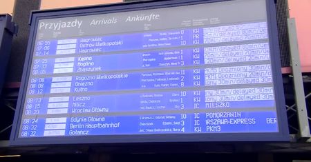 Ruch pociągów na stacji Poznań Główny przywrócony. Po awarii urządzeń sterowania potężne opóźnienia