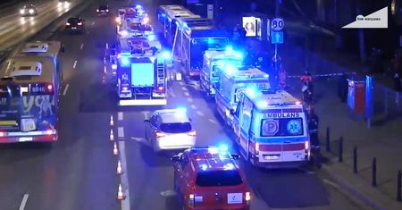 Zderzenie dwóch autobusów w Warszawie. Osiem osób trafiło do szpitala