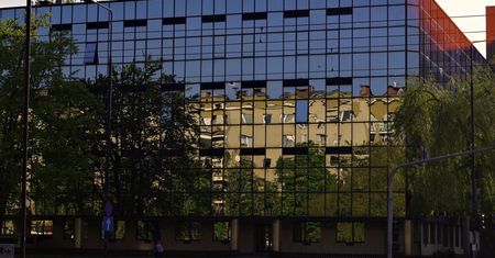 Nowy podatek przyklepany. Zapłacą nie tylko wielkie sieci, będzie naliczany także od budynków mieszkalnych