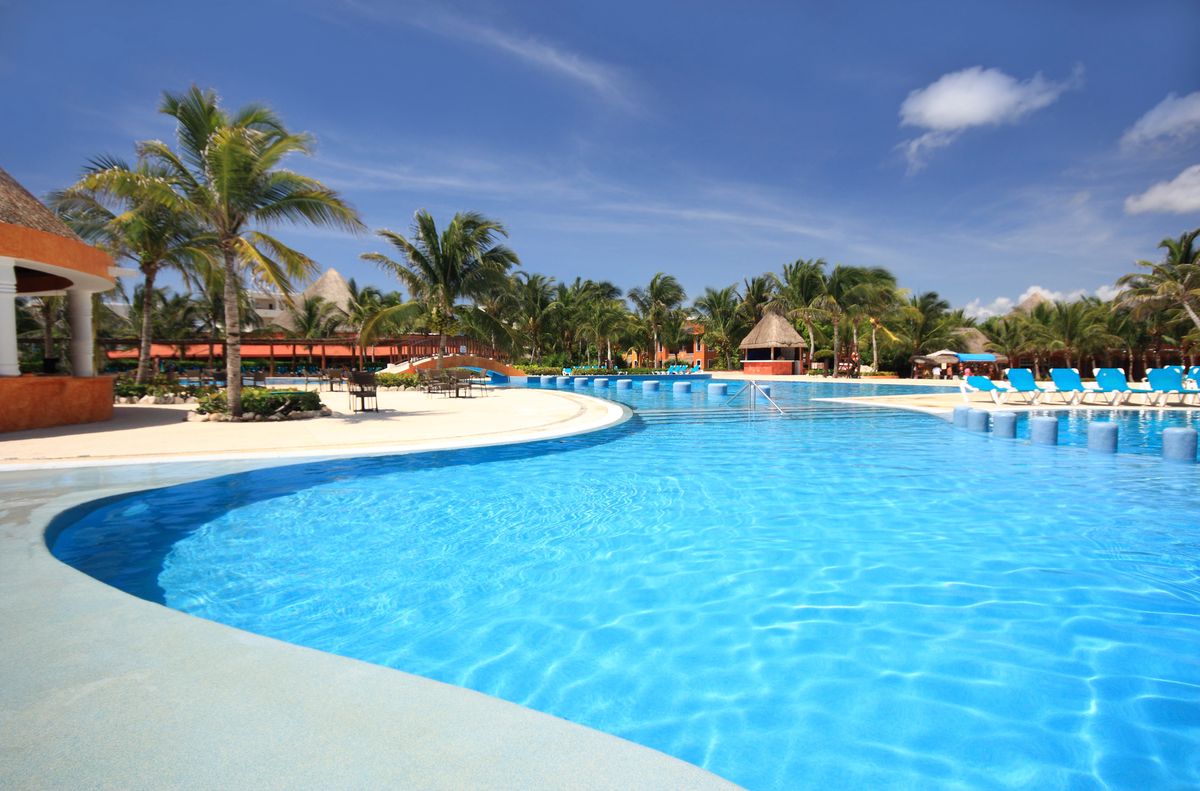 Turyści spędzali urlop w pięciogwiazdkowym hotelu na Bahamach 