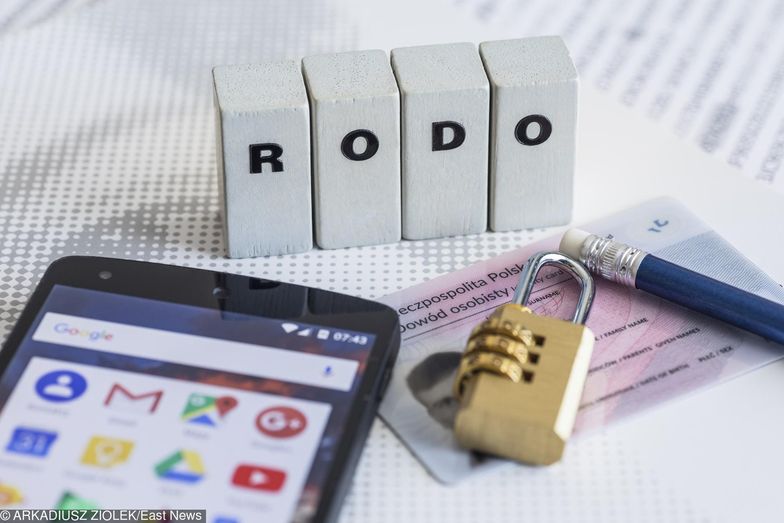 Nowa fala oszustw na RODO. Resort cyfryzacji ostrzega