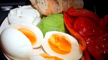 Ochota na coś słodkiego? Te produkty pomogą kontrolować apetyt