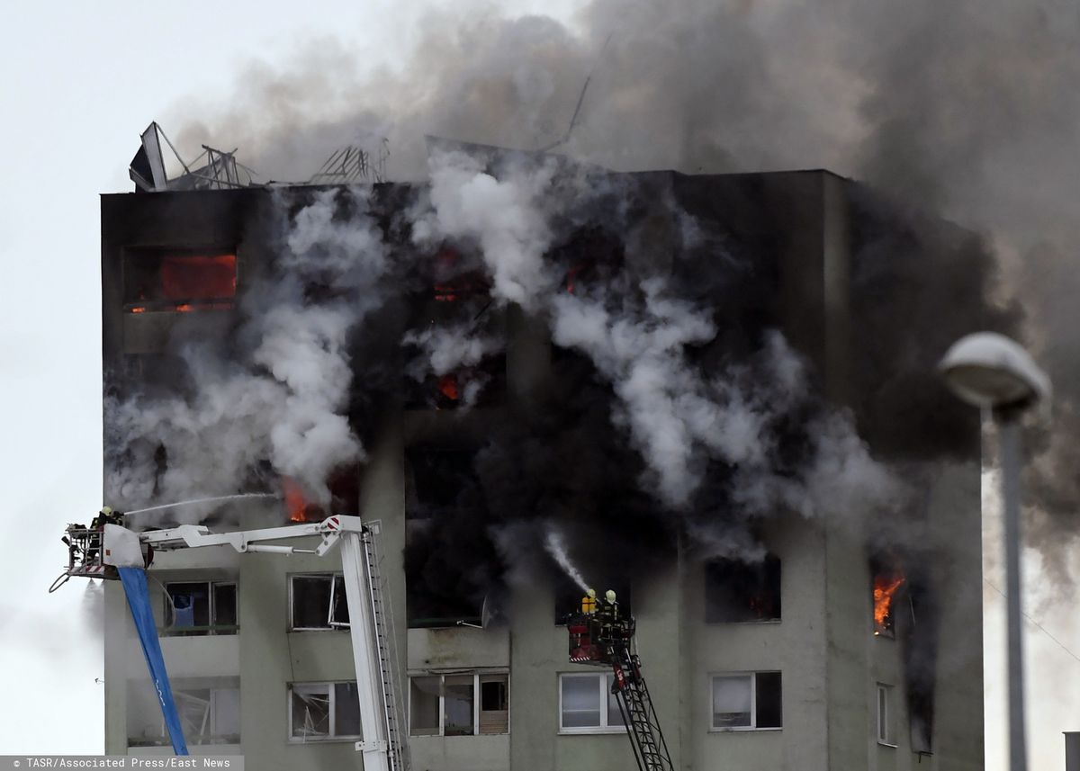 Preszów. Wybuch gazu w wieżowcu na Słowacji. Ludzie uwięzieni w ogniu, są ofiary