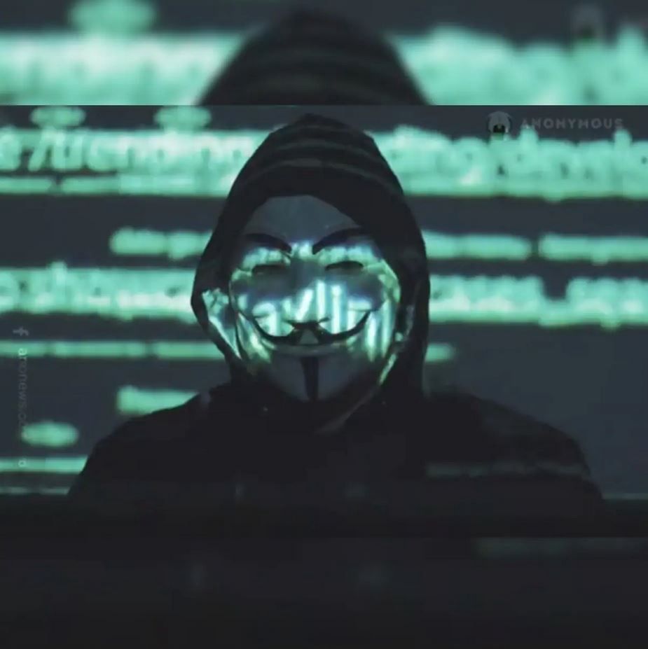 Anonymous przeciwstawiają się rządom. "Sekrety trzymają cię w niewoli"