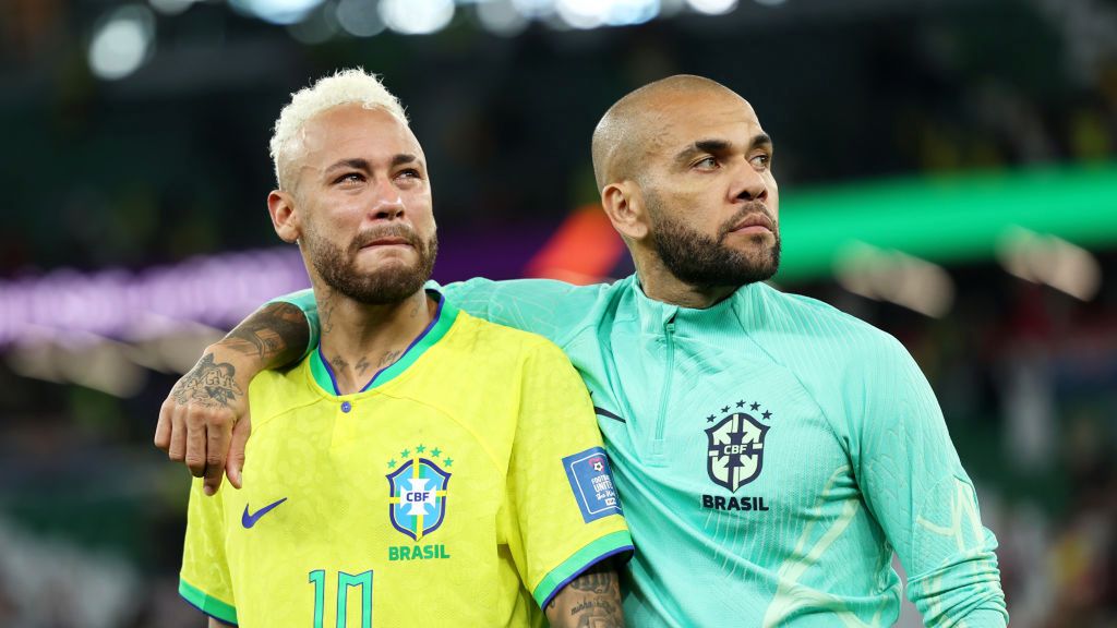 Zdjęcie okładkowe artykułu: Getty Images / Maja Hitij - FIFA / Na zdjęciu od lewej: Neymar i Dani Alves