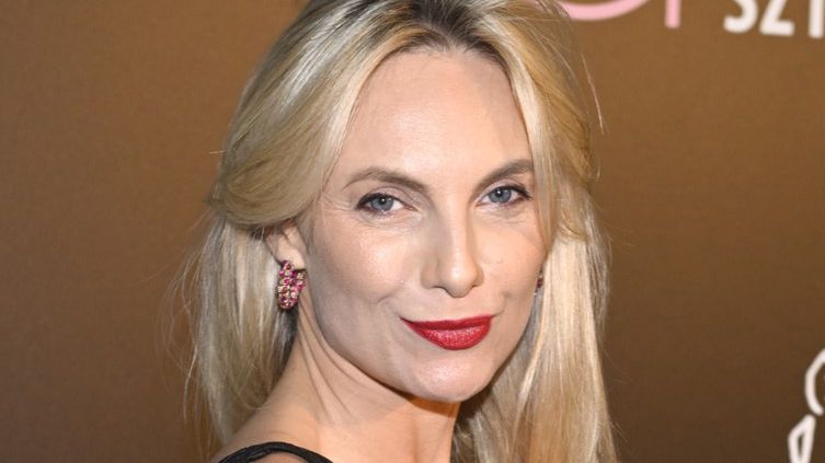 Sylwia Gliwa w błyszczących spodniach