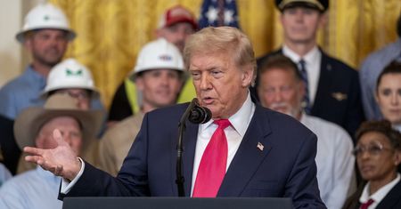 Trump dogada się z Iranem? USA rozważają zniesienie sankcji