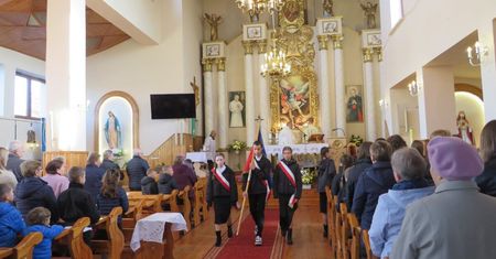 Biszcza: Szkolne święto patrona. XXIX rocznica nadania imienia Jana Pawła II