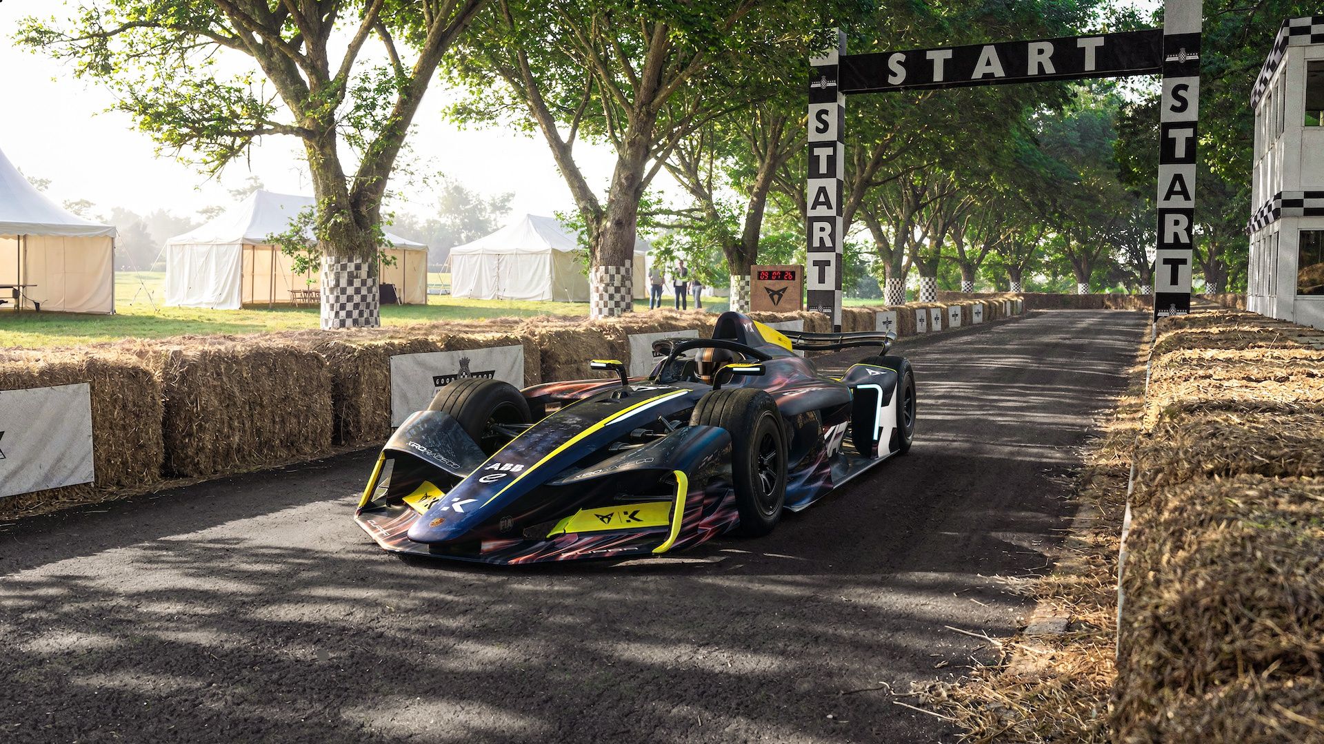 Nowy bolid Formuły E Cupry na starcie Goodwood Festival of Speed